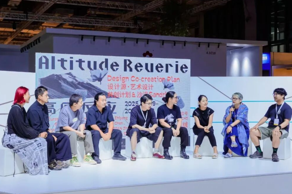 HOTLINE联展 | 现场20问，定格精彩瞬间